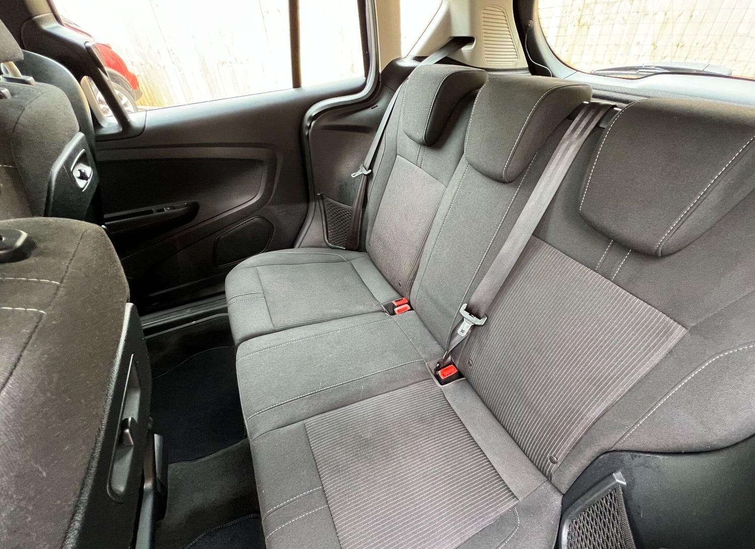 Ford B-MAX 2016 - Cars