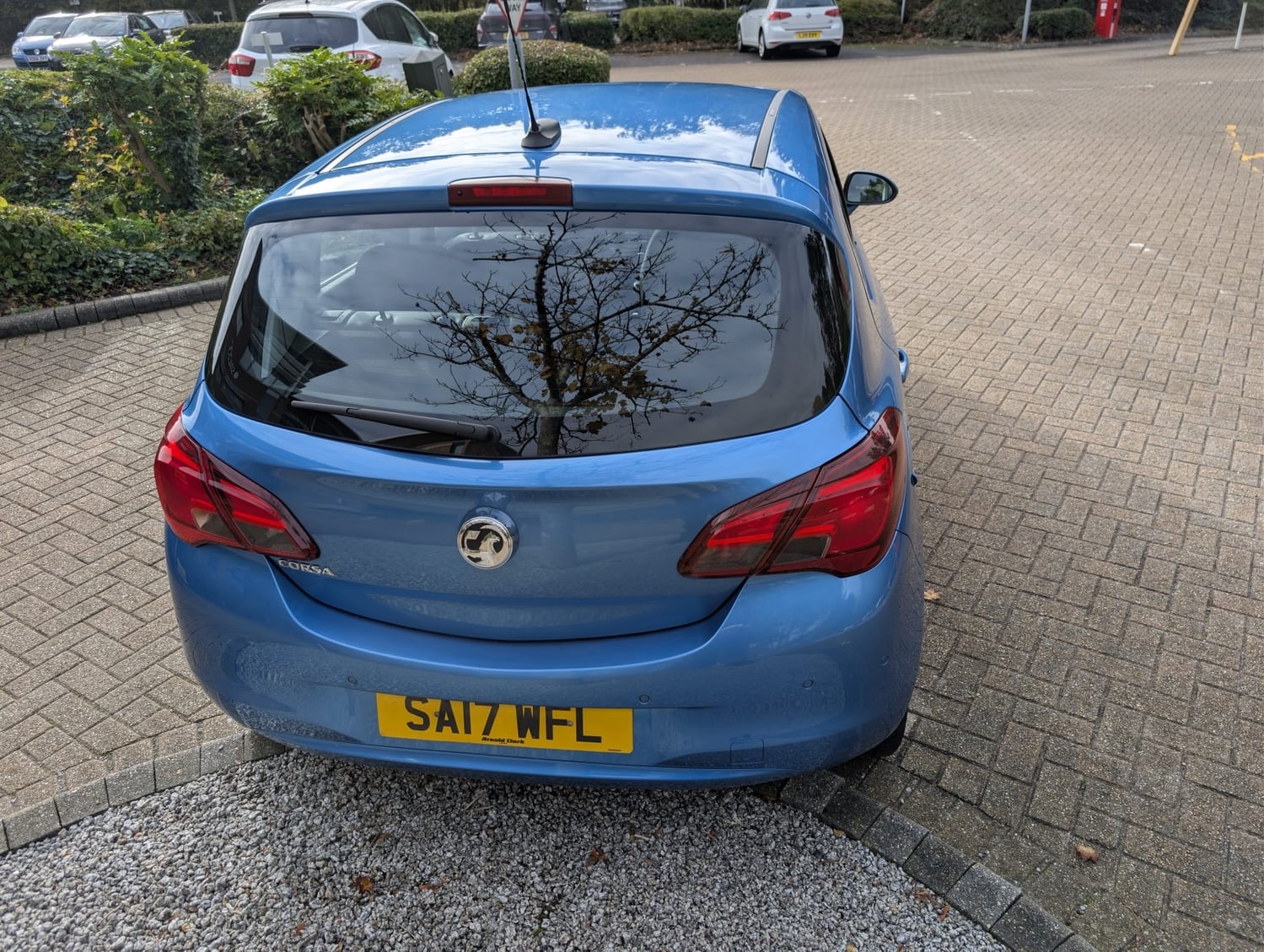 [ berth ]Vauxhall Corsa