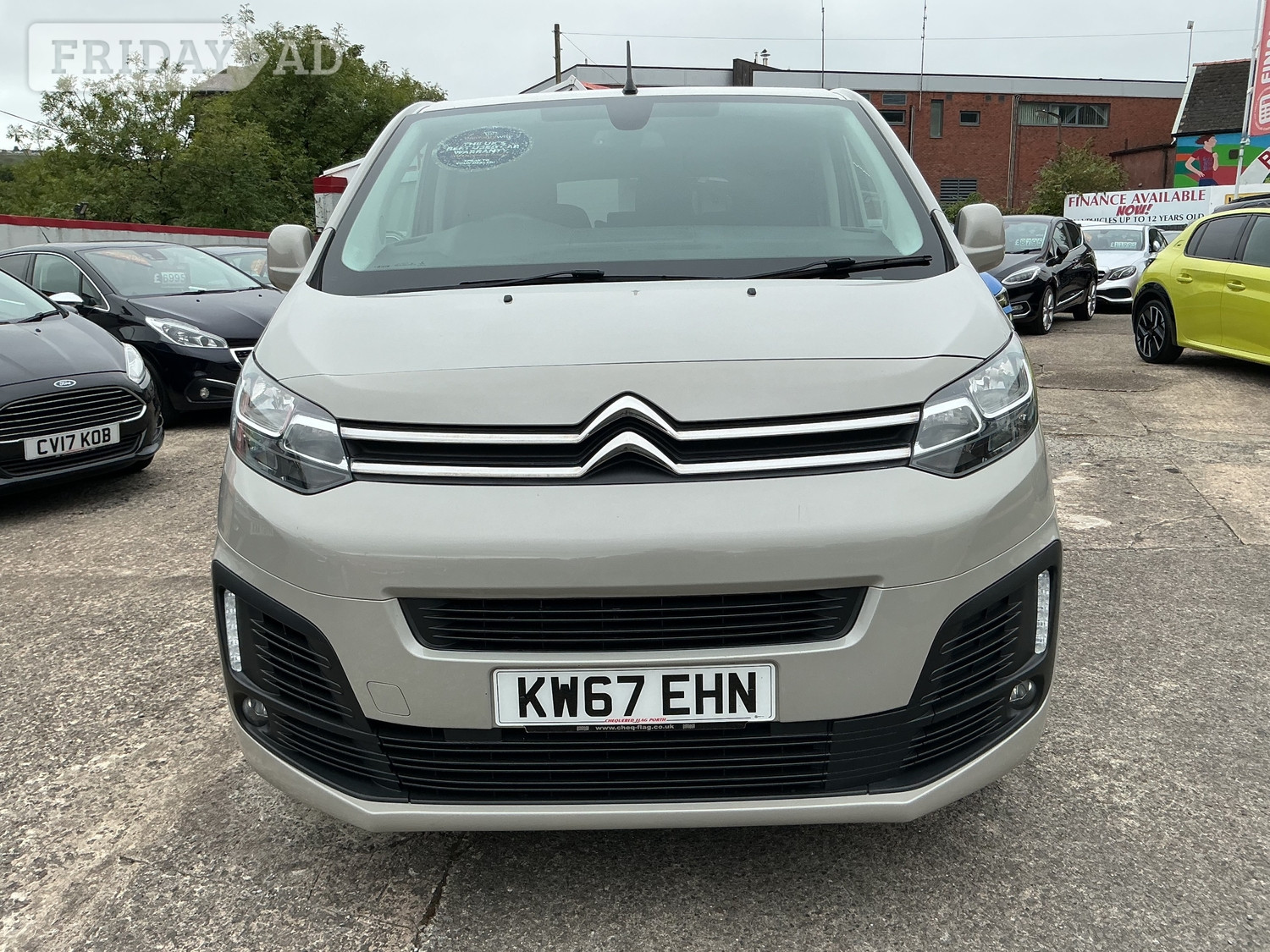 Citroen Spacetourer 2017 - Cars in Porth