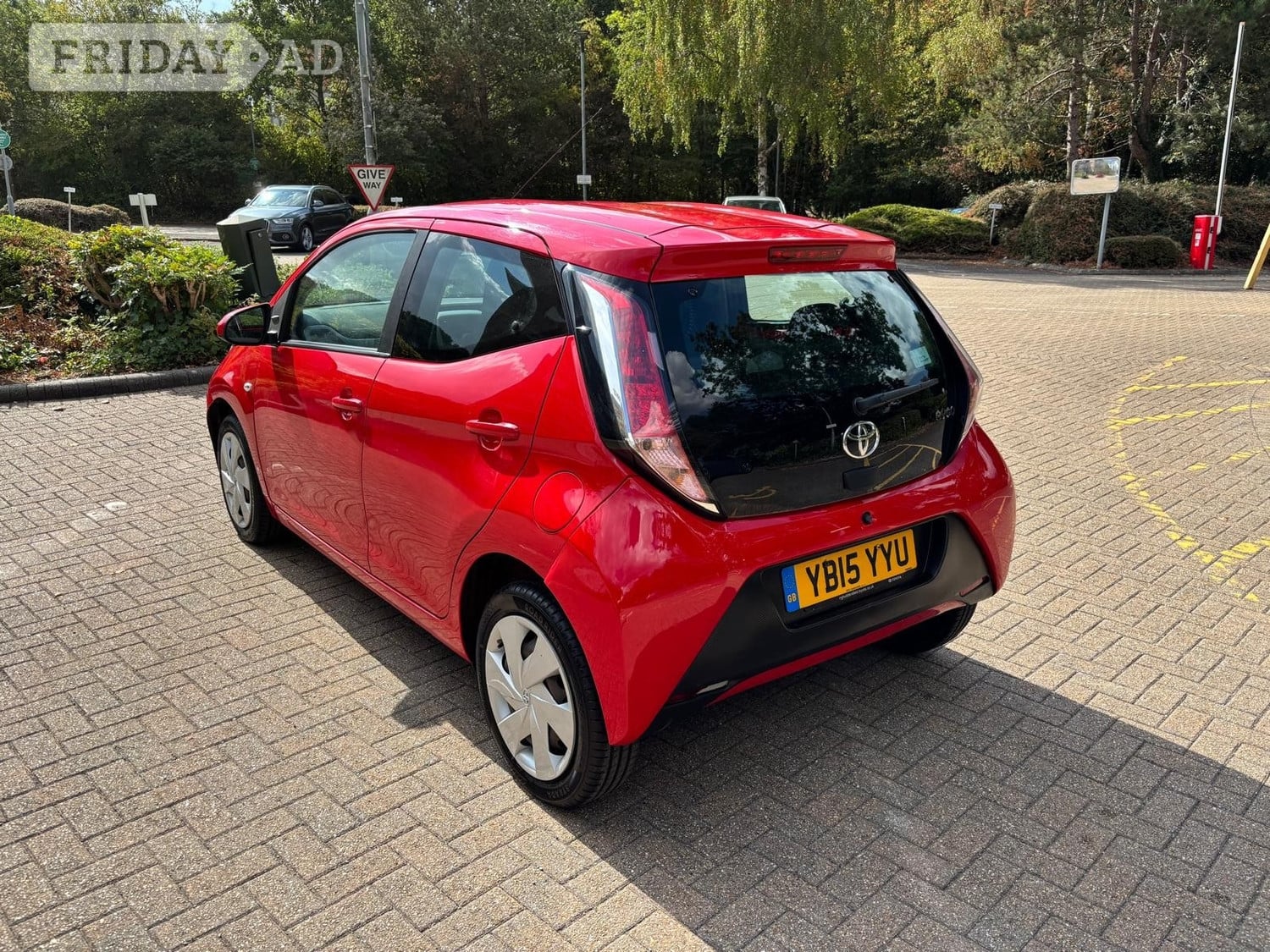 Toyota Aygo 2015 - Cars