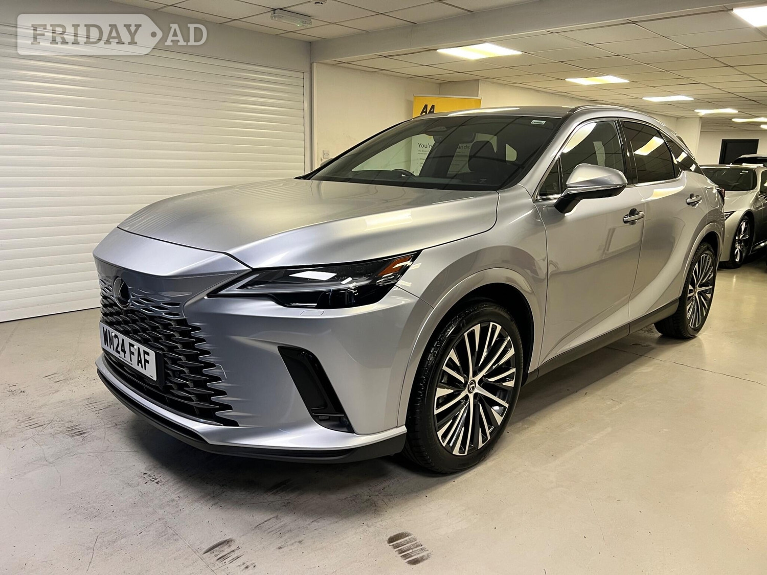 Lexus RX 2024 in Stroud