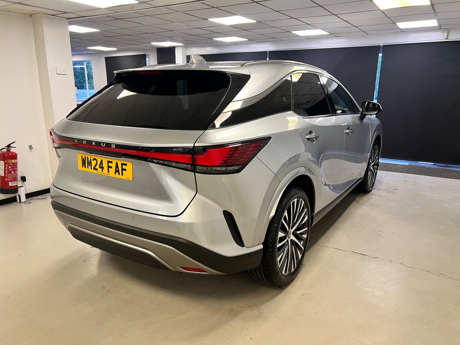 Lexus RX 2024 - Cars