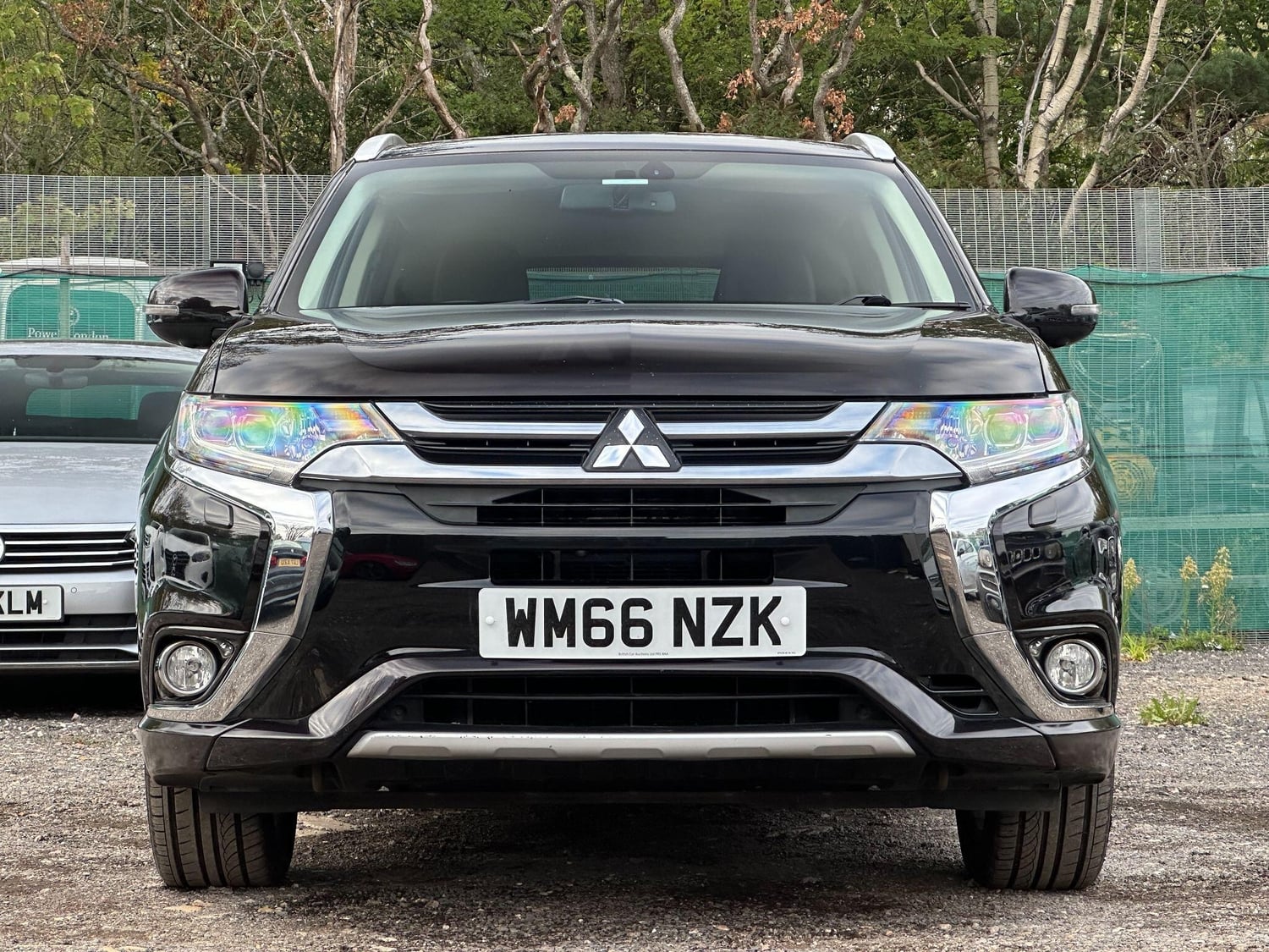 Mitsubishi Outlander Barnet