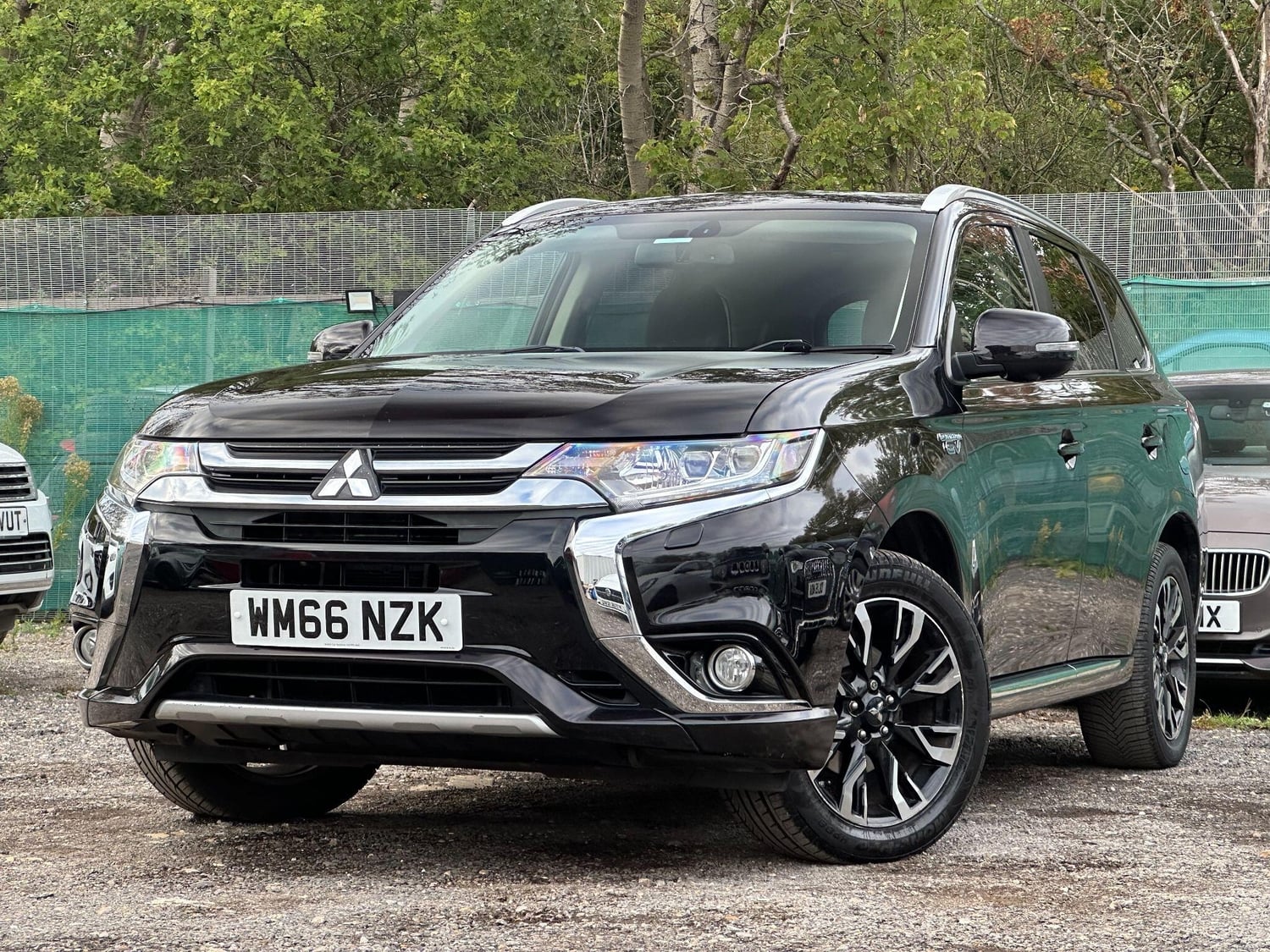 [ berth ]Mitsubishi Outlander