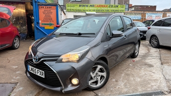 Toyota Yaris 2015
