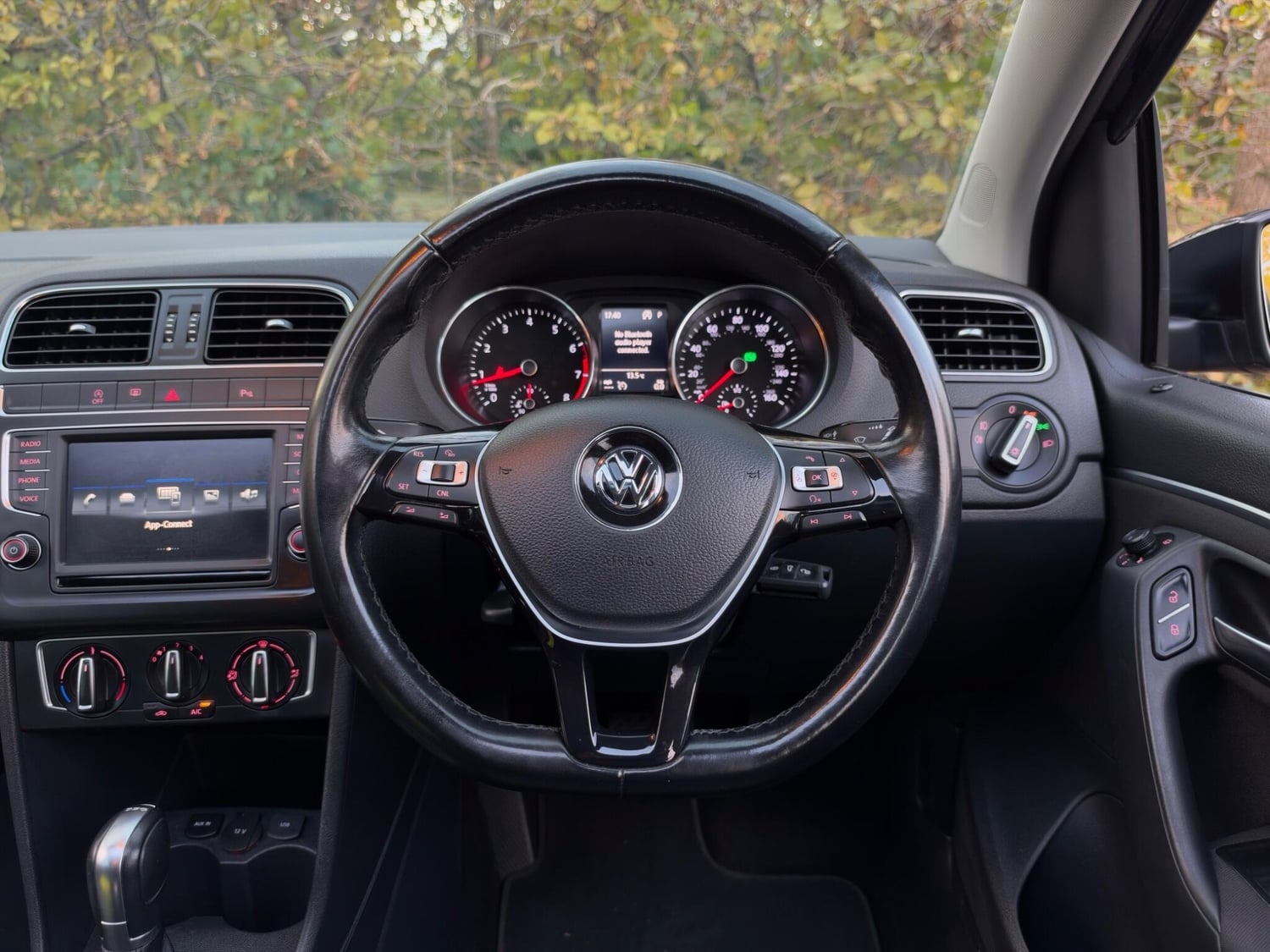 [ berth ]Volkswagen Polo