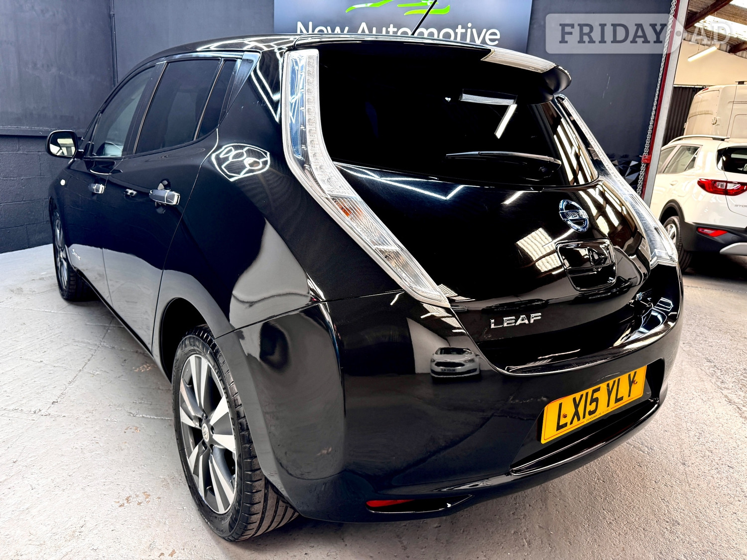 [ berth ]Nissan LEAF