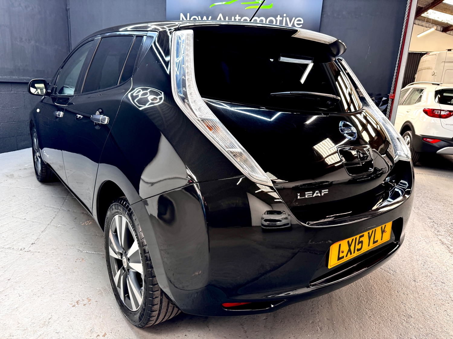 [ berth ]Nissan LEAF