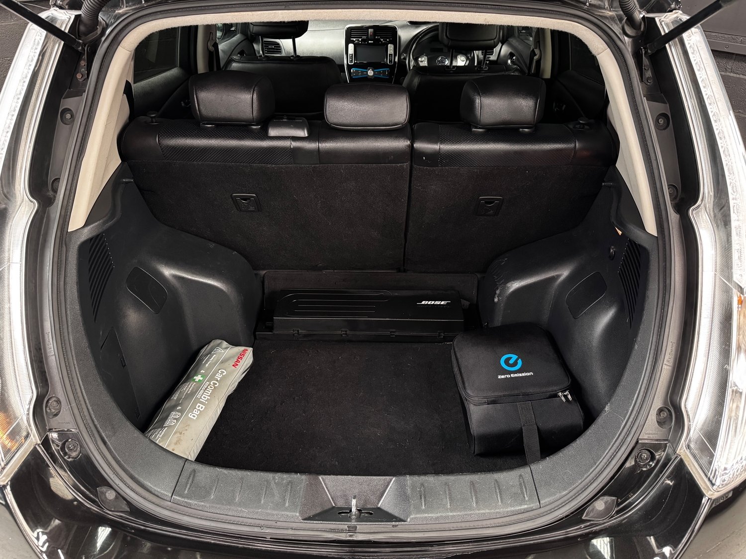 Nissan LEAF 2015 - Cars