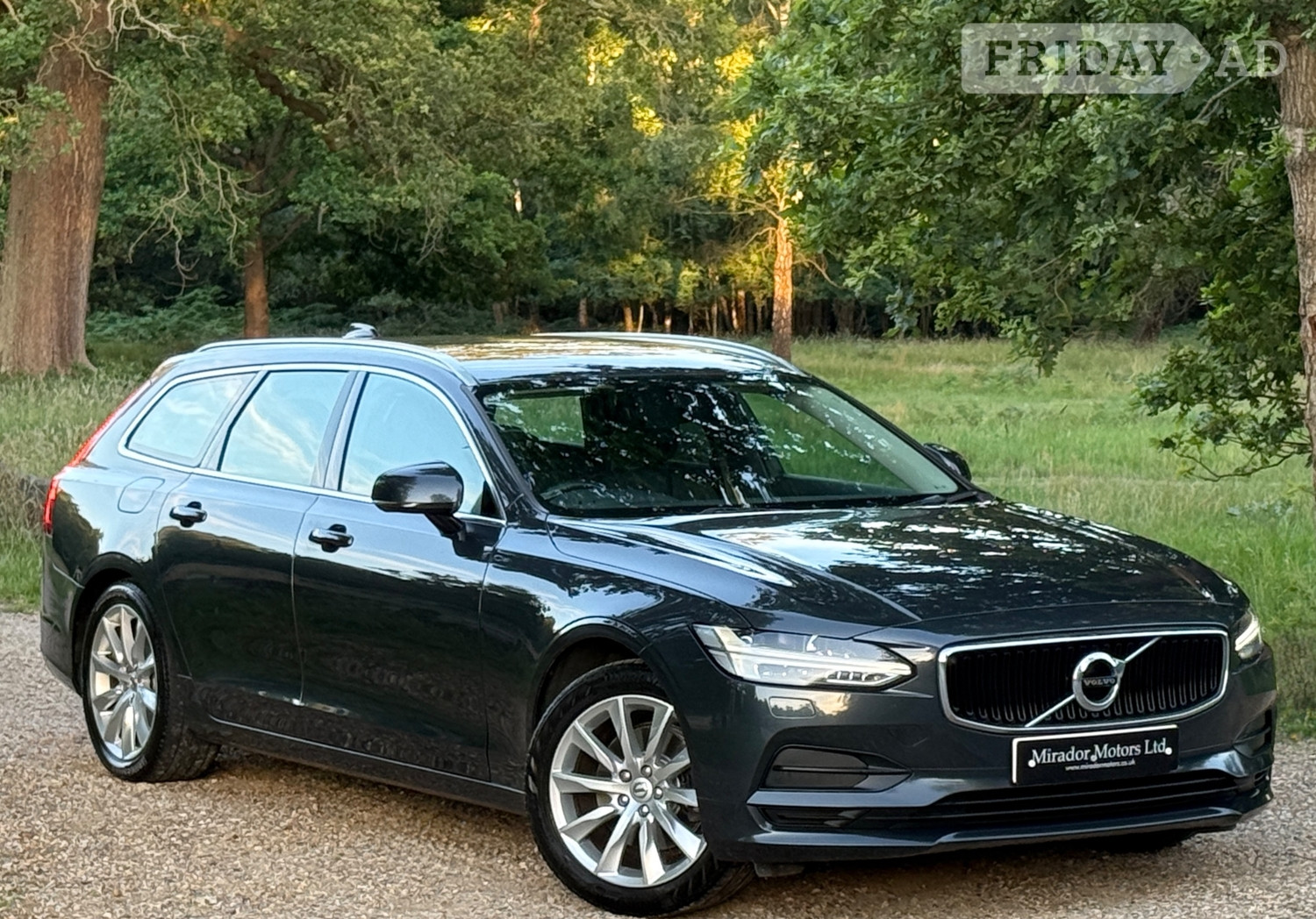 Volvo V90 2016 - Cars in Slough