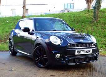 Mini Hatch 2021