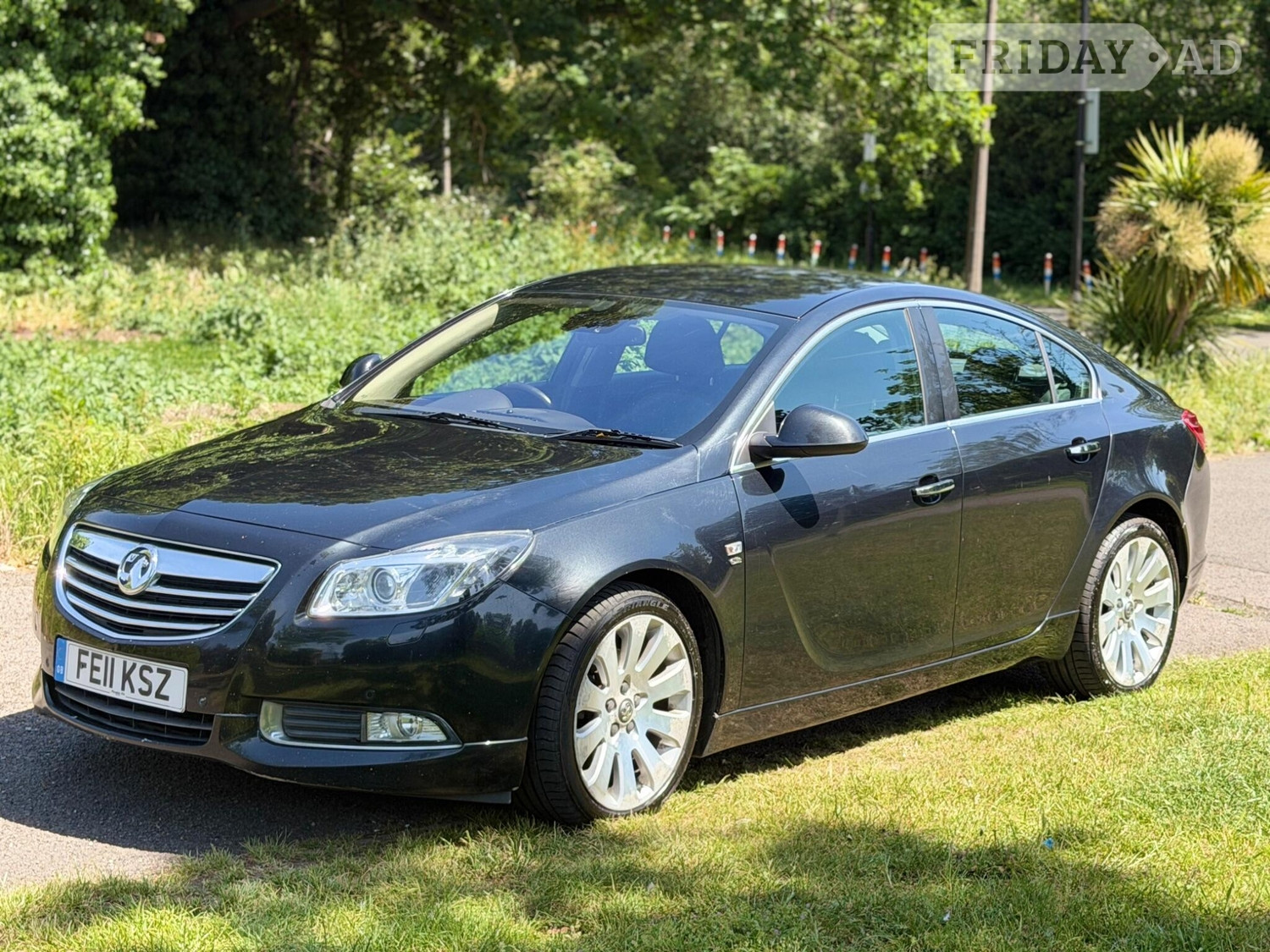 Vauxhall Insignia 2011 - Cars in Slough