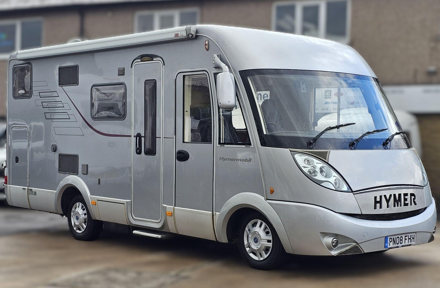 [4 berth ]Hymer B-Class 524 SL