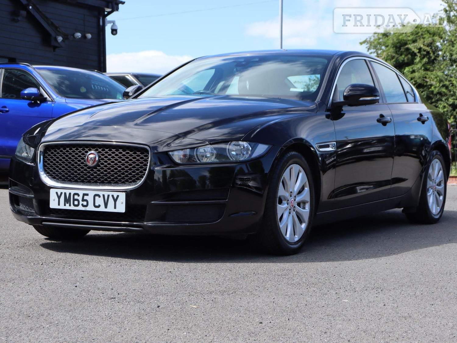 Jaguar XE 2016 - Cars in Coalville