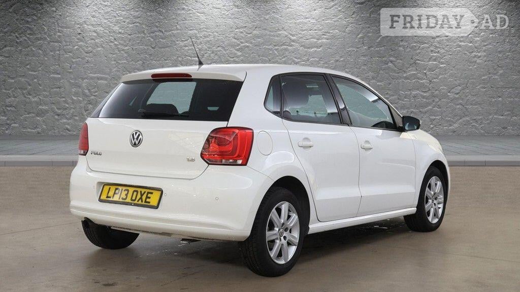 Volkswagen Polo 2013 - Cars