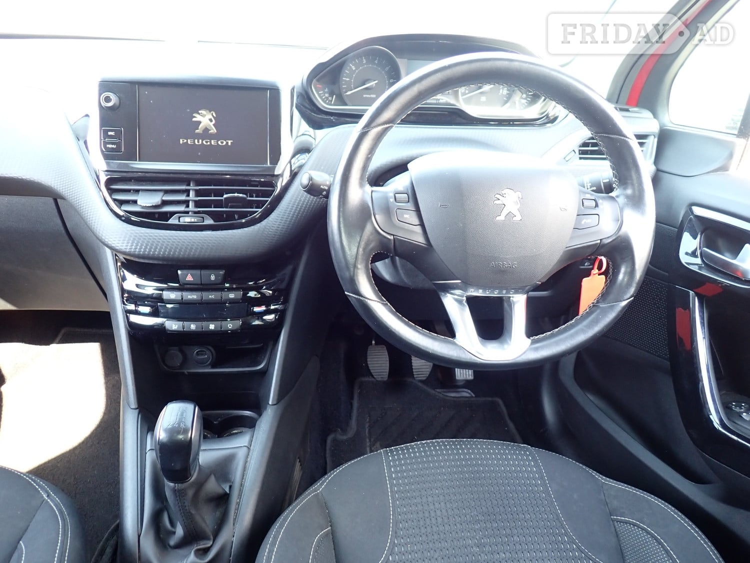 Peugeot 208 Tonbridge