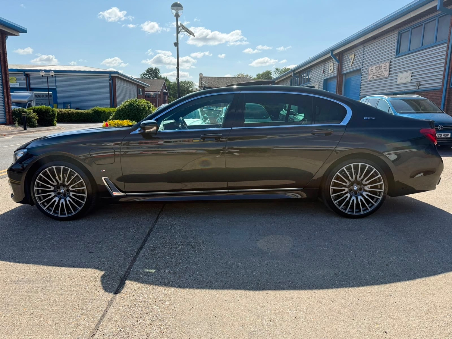 [ berth ]BMW 7 Series