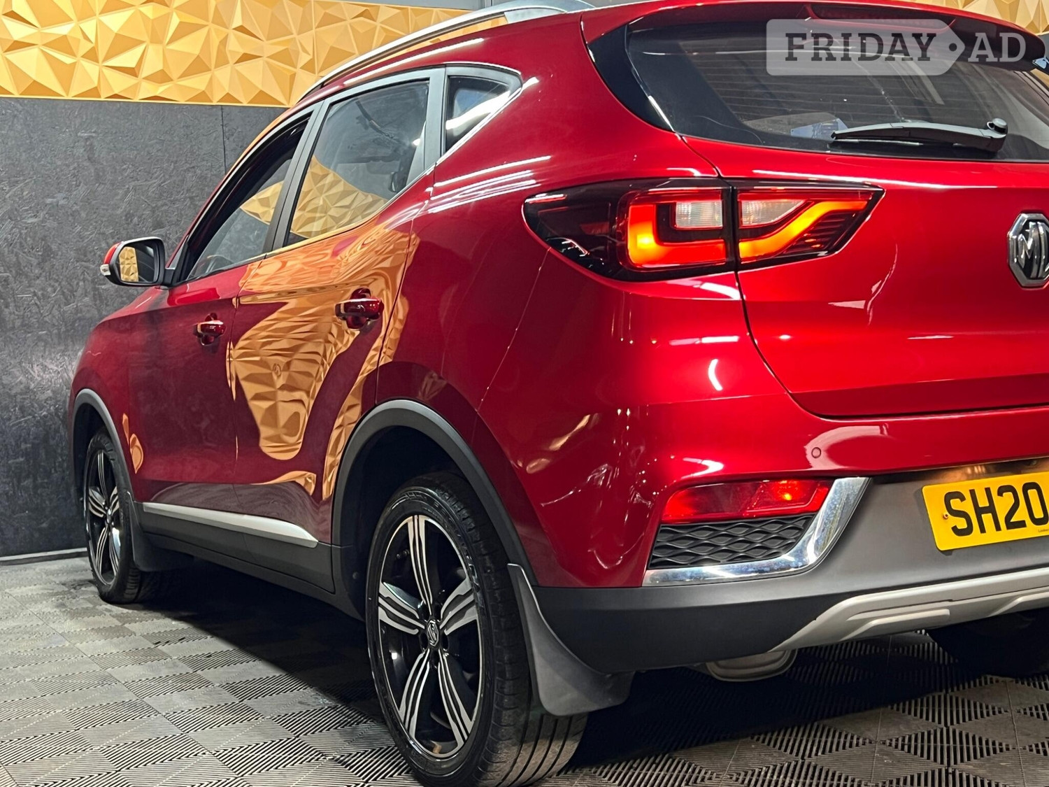 MG ZS 2020 - Cars in Halifax