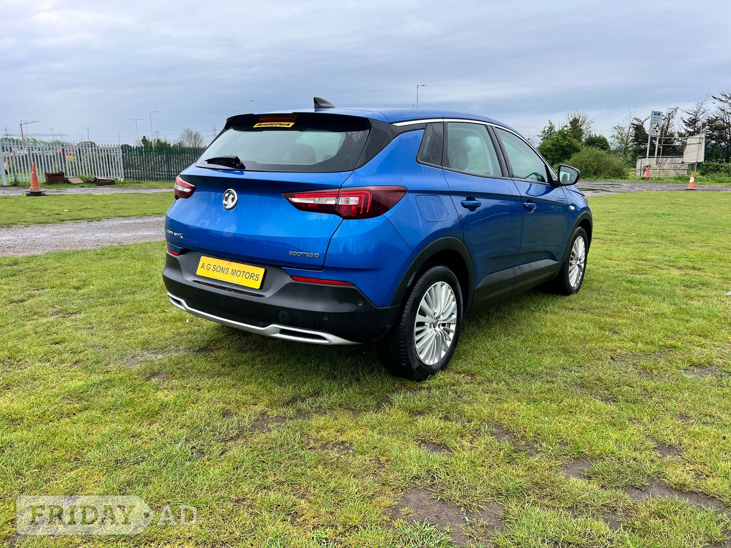[ berth ]Vauxhall Grandland X