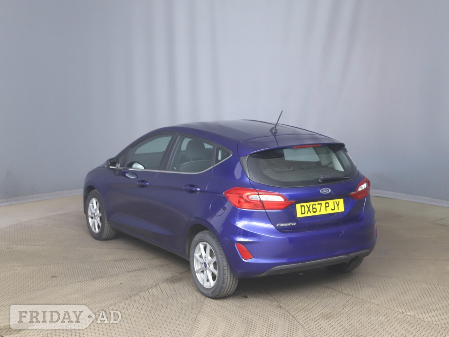 [ berth ]Ford Fiesta
