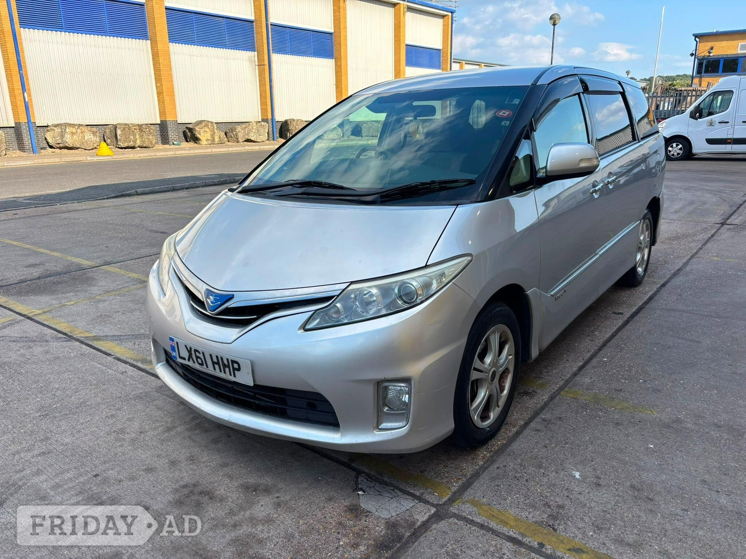 [ berth ]Toyota Estima