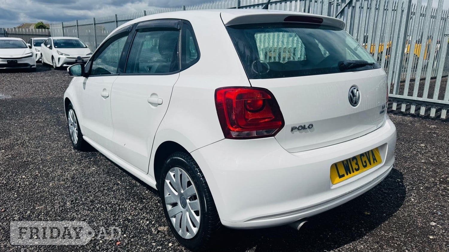 Volkswagen Polo 2013 - Cars