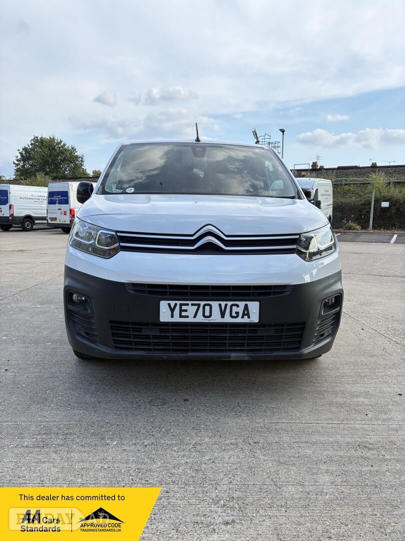 Citroen Berlingo Reading