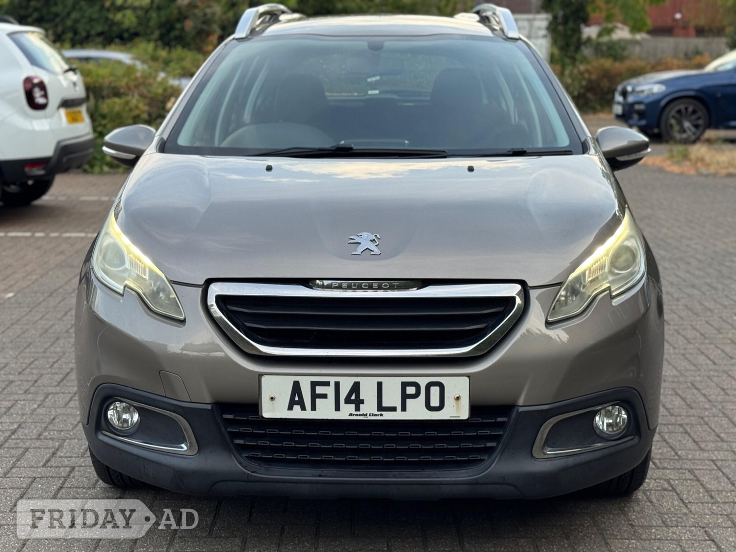 Peugeot 2008 2014 - Cars