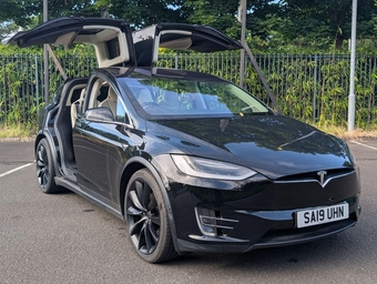 Tesla Model X 2019