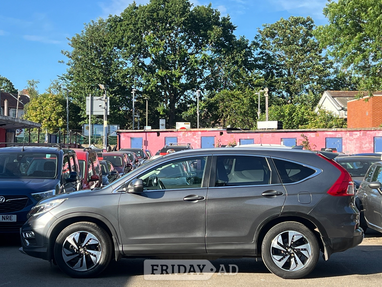 Honda CR-V 2016 - Cars in Brent