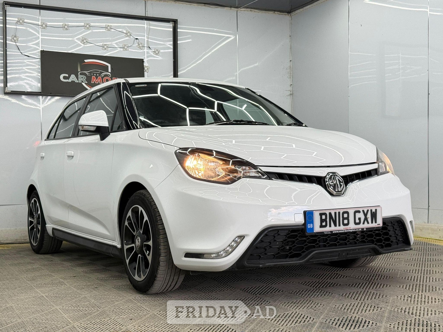 [ berth ]MG MG3