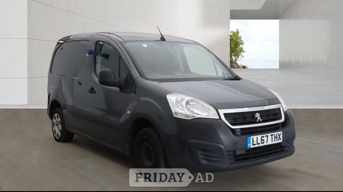 Peugeot Partner 2017 in Ashford