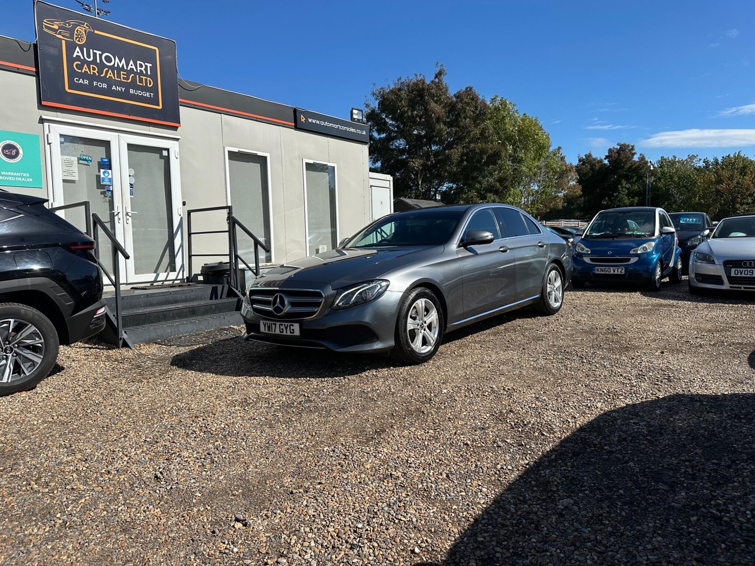 [ berth ]Mercedes-Benz E Class