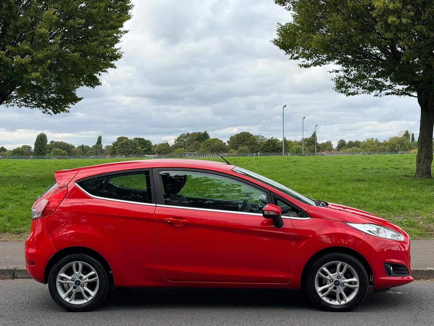 Ford Fiesta 2014 - Cars