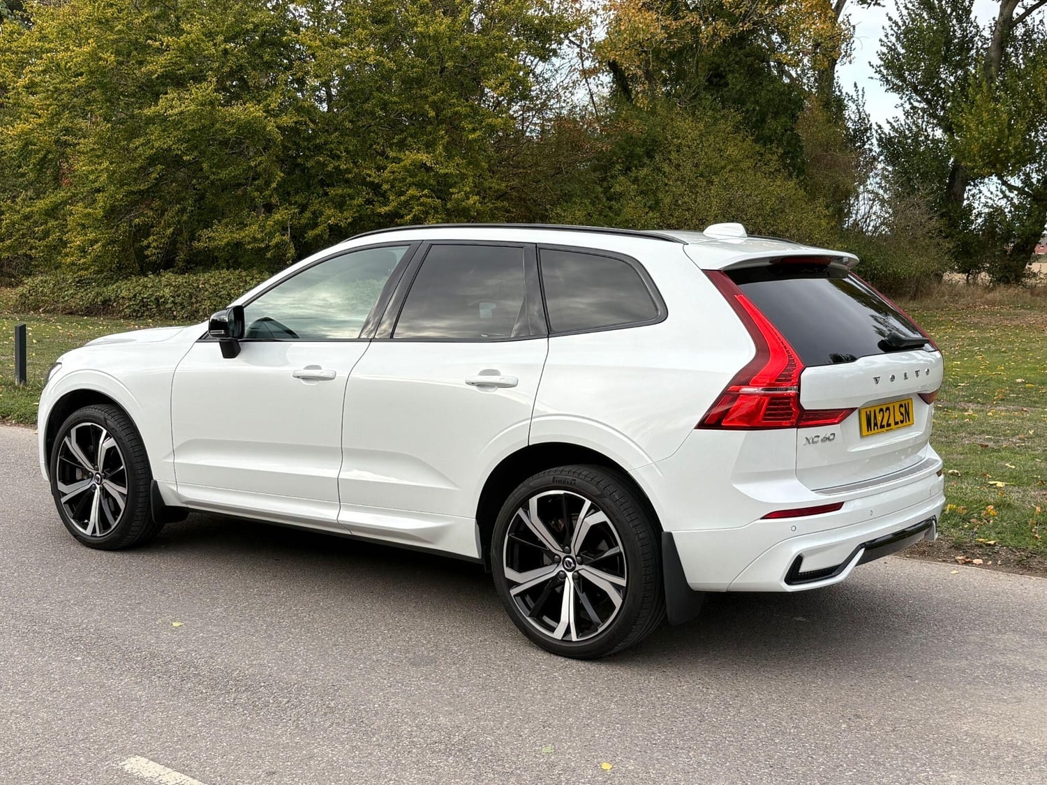 Volvo XC60 2022 - Cars