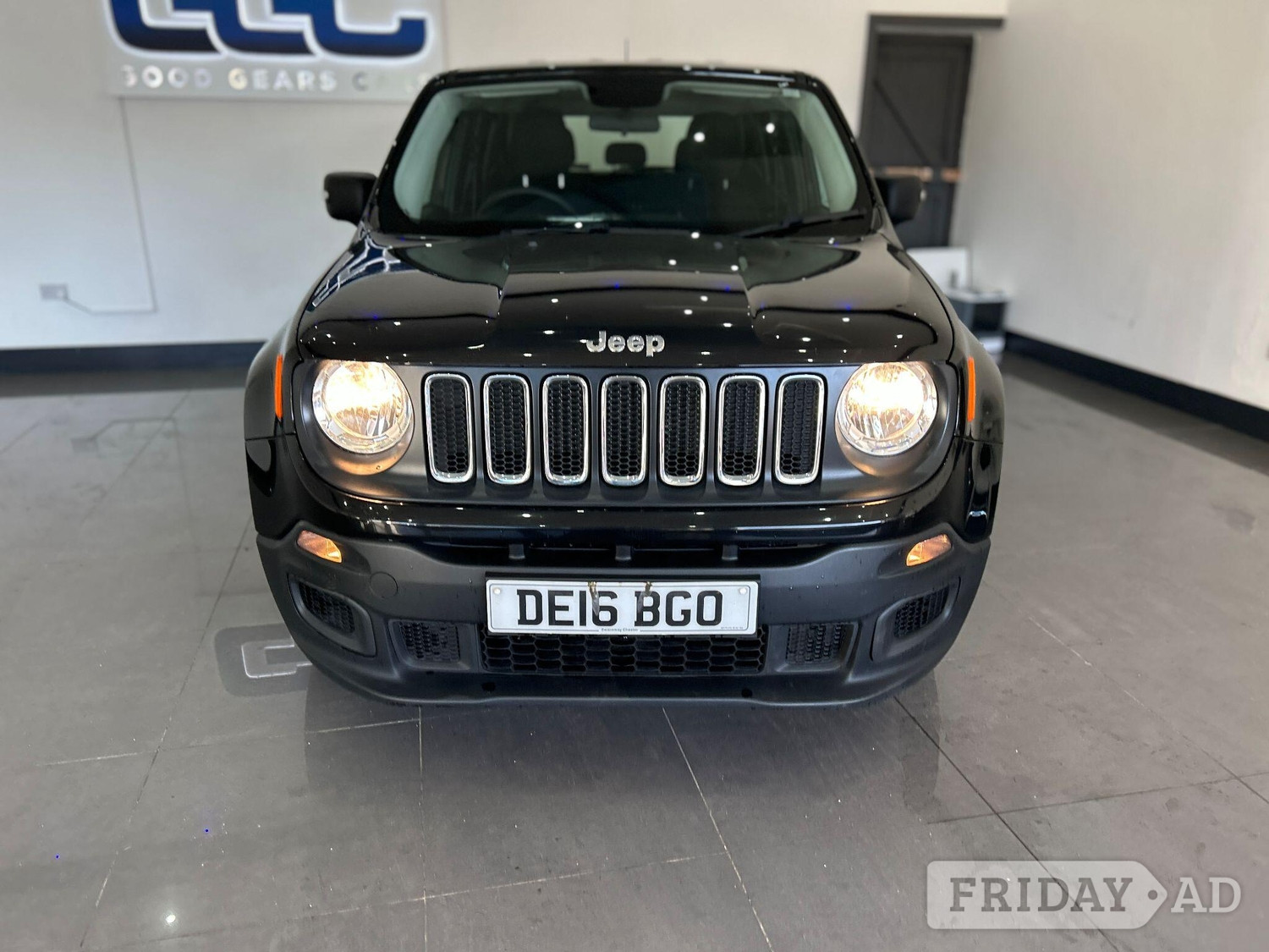 Jeep Renegade 2015 - Cars in Stockport