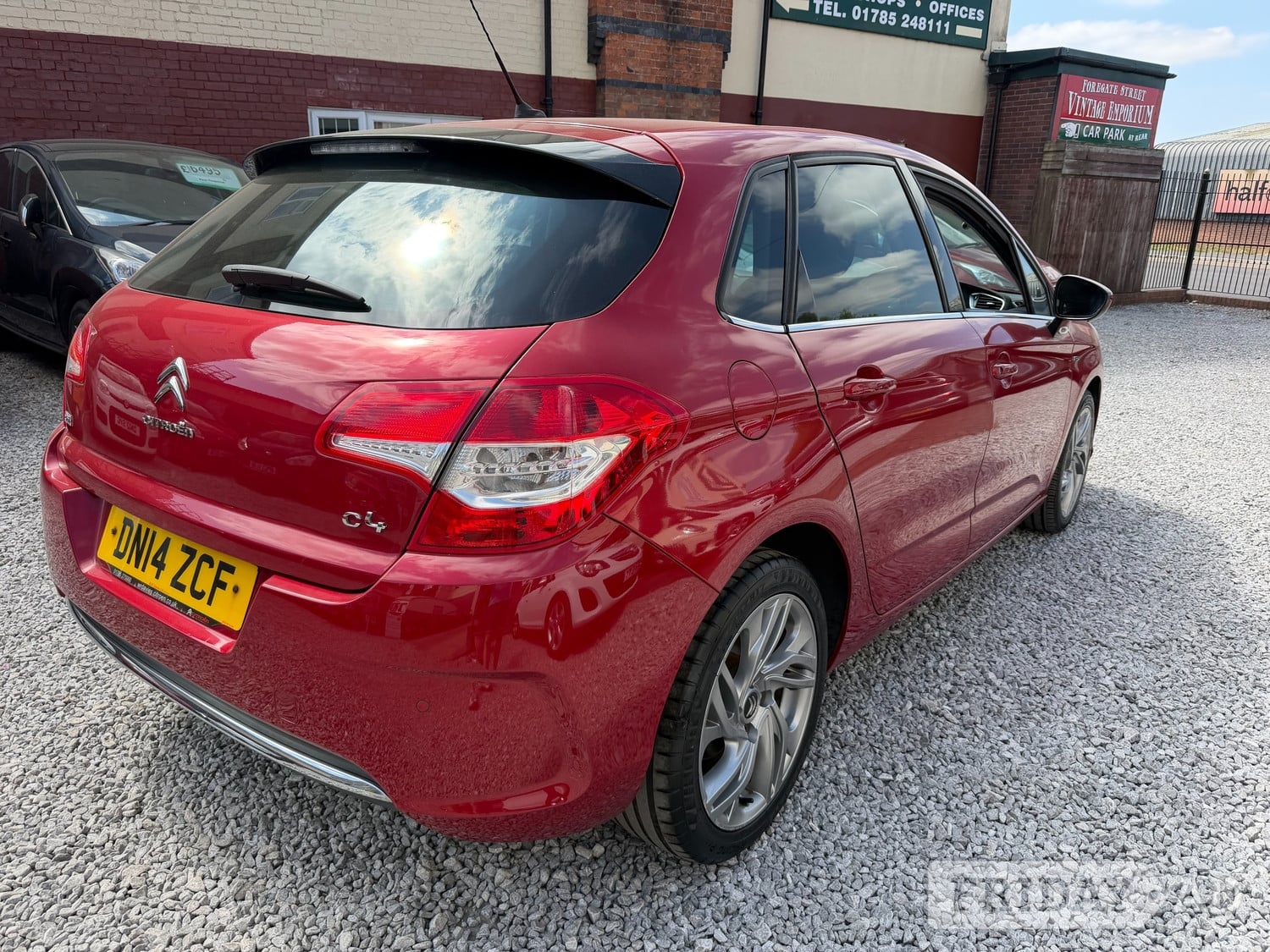 [ berth ]Citroen C4