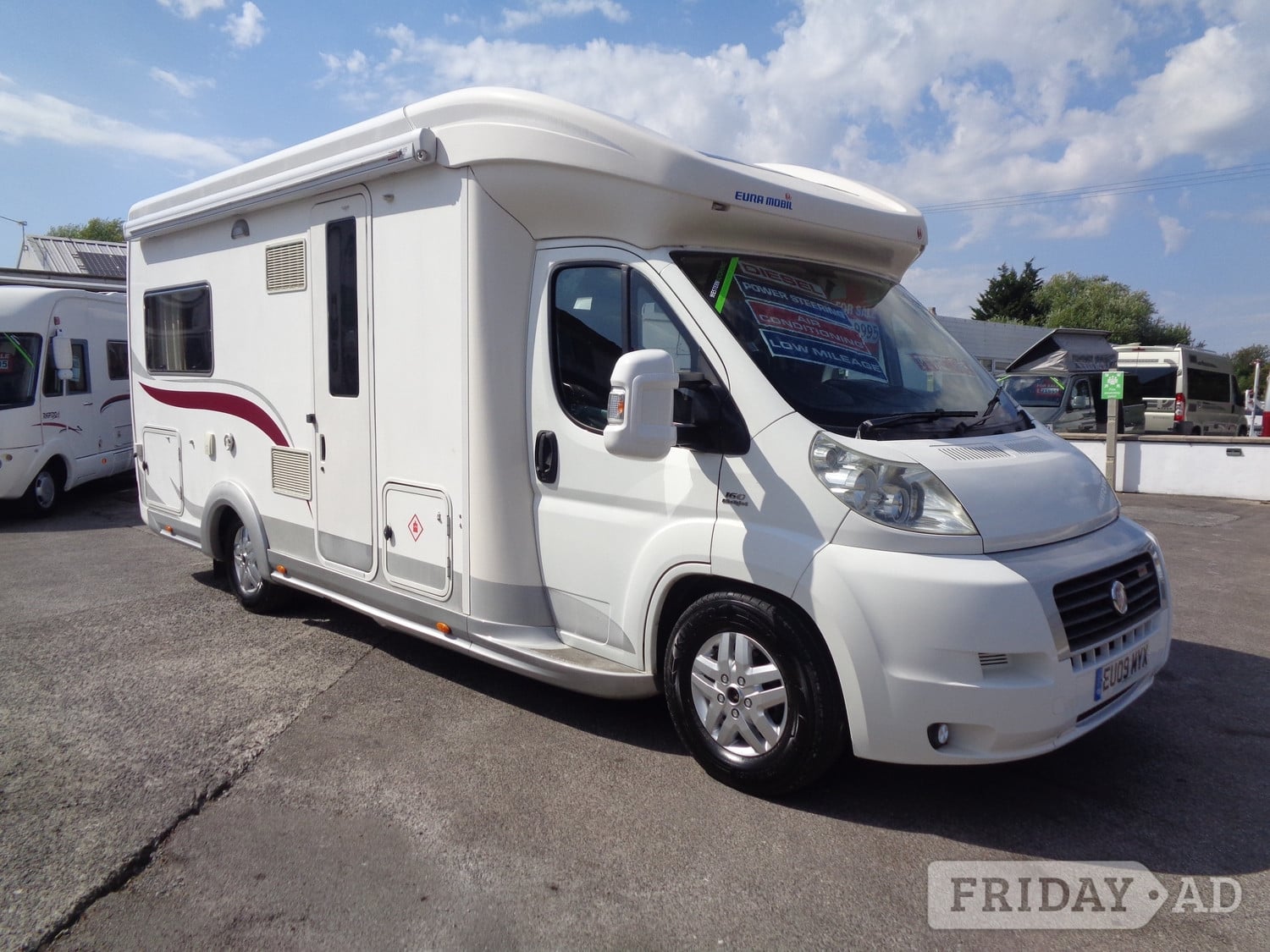 Eura Mobil Contura T 670 SB 2009 in Weston-Super-Mare