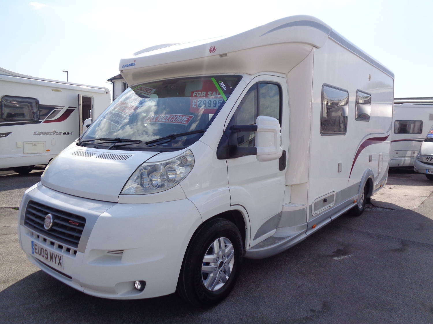 Eura Mobil Contura T 670 SB 2009 - Motorhomes & Caravans