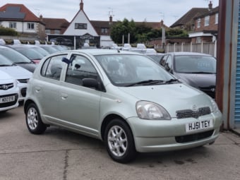 Toyota Yaris 2001