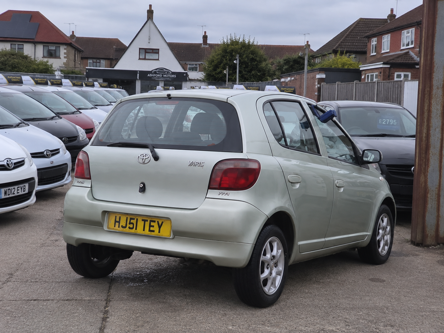 Toyota Yaris 2001 - Cars