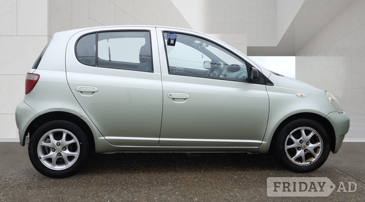 Toyota Yaris 2001 - Cars