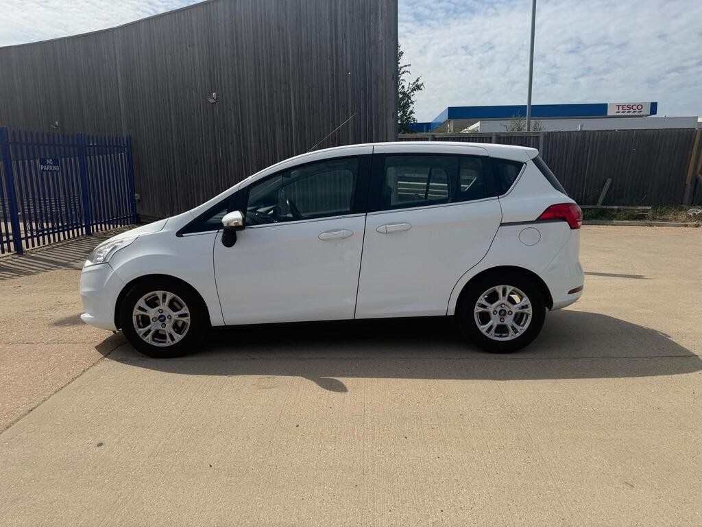 [ berth ]Ford B-MAX