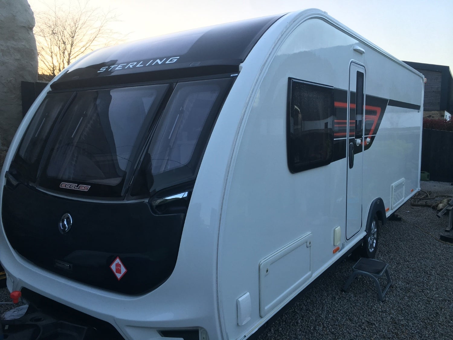 [ berth ]Sterling Eccles Elite 580