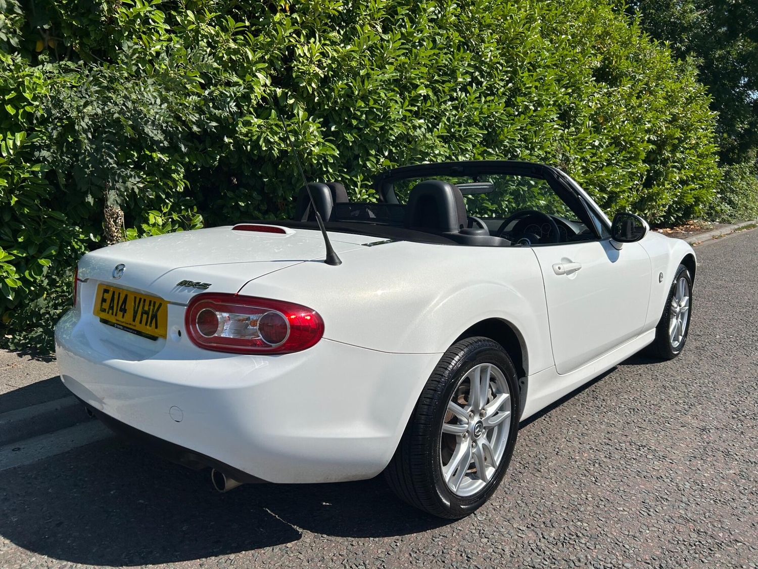 [ berth ]Mazda MX-5