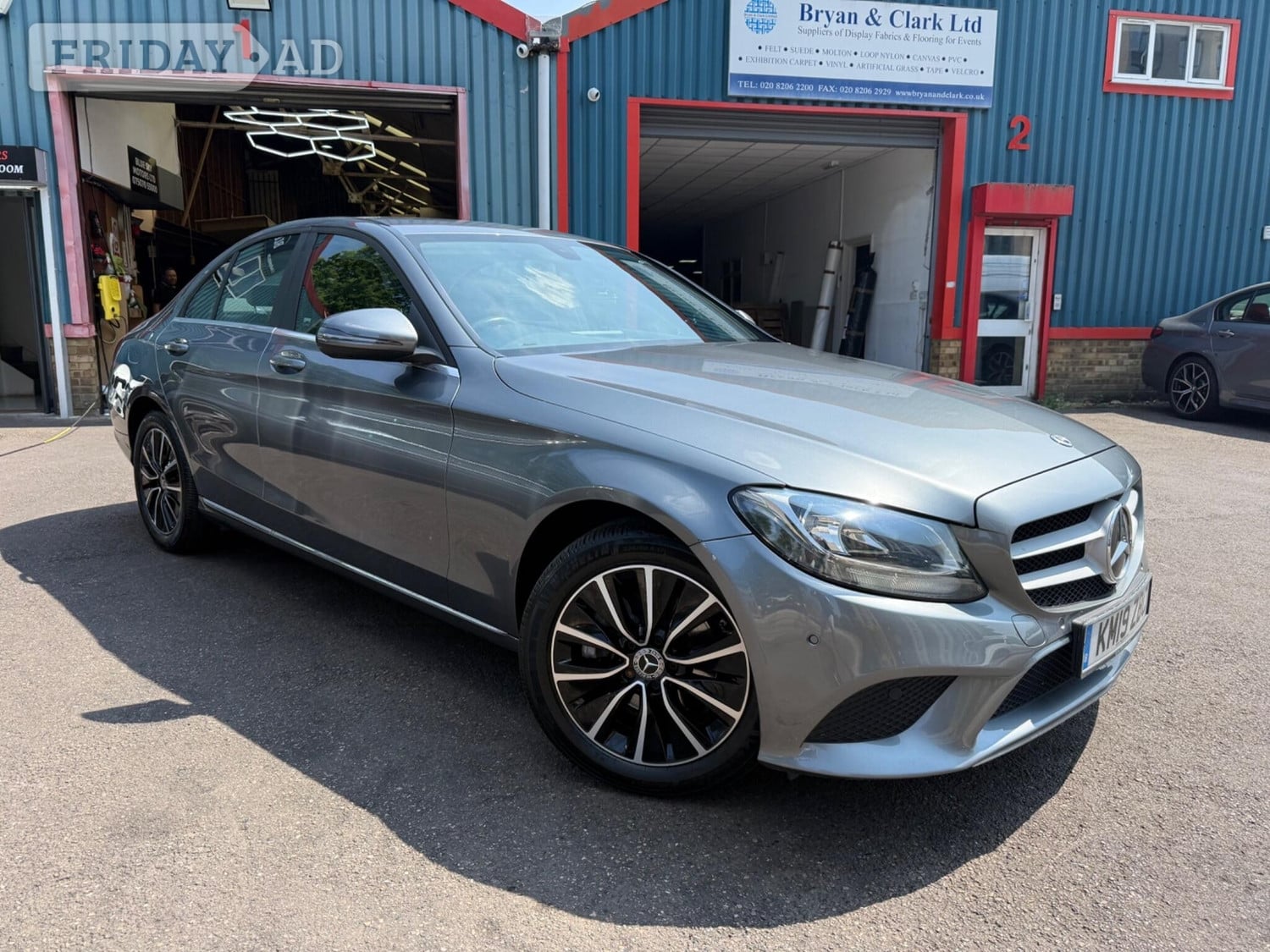 [ berth ]Mercedes-Benz C Class