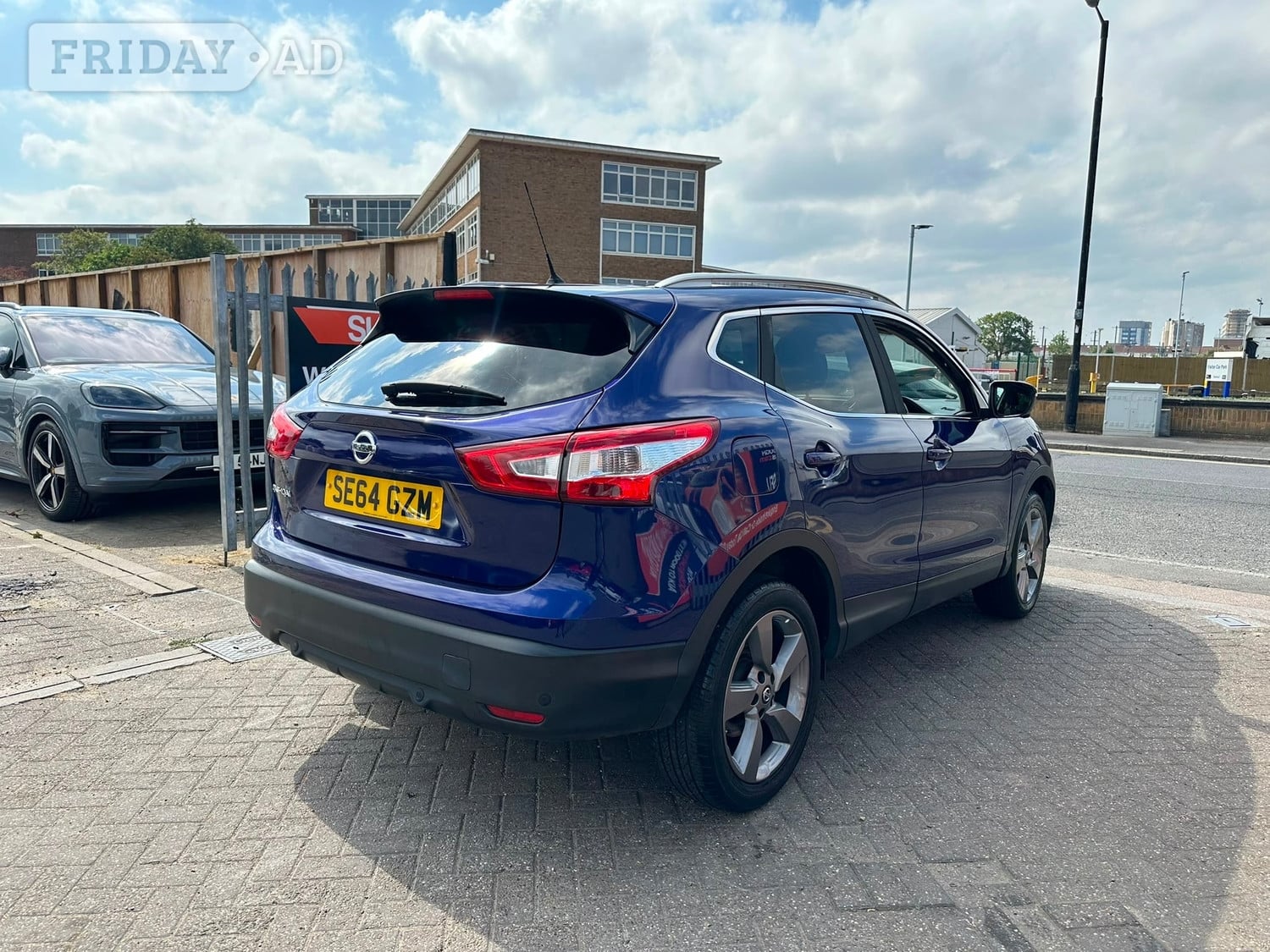 Nissan Qashqai 2015 - Cars in Slough