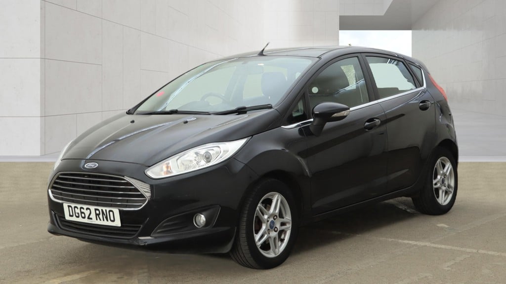 Ford Fiesta 2013 - Cars