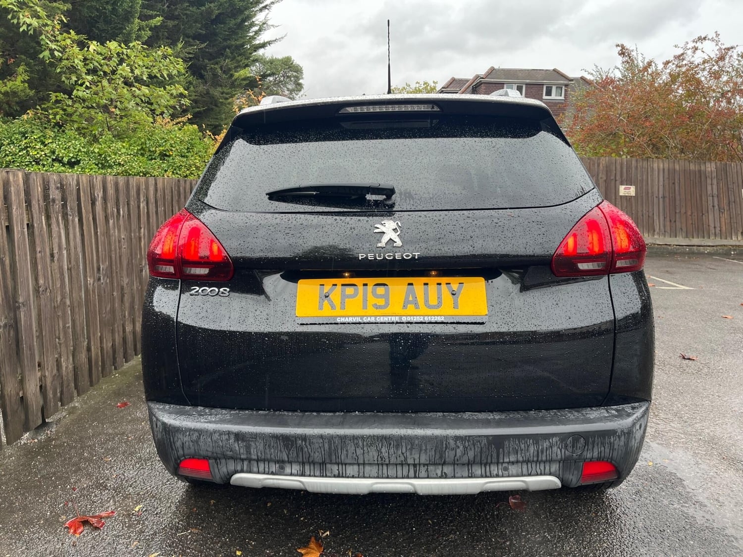 Peugeot 2008 2019 - Cars