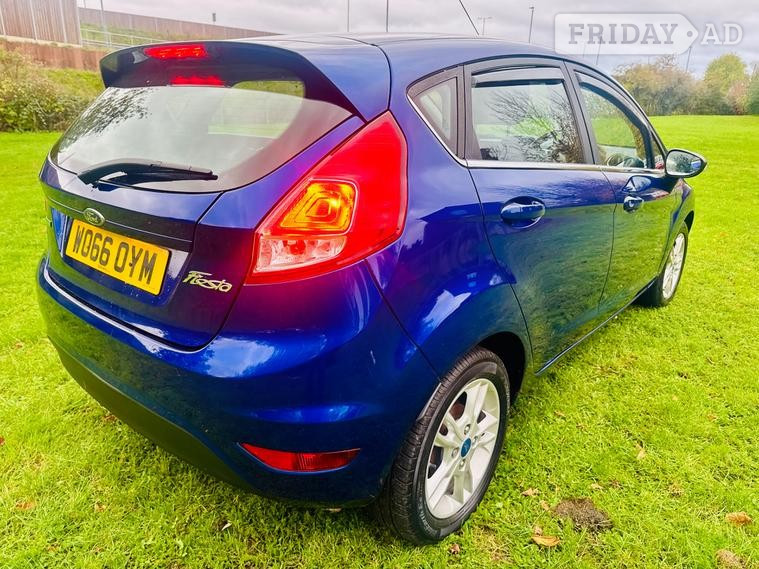 [ berth ]Ford Fiesta